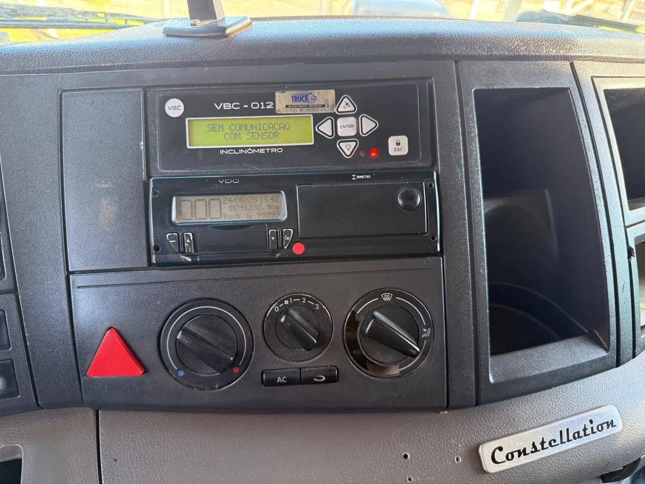 VOLKSWAGEN VW 31330 - Foto 4