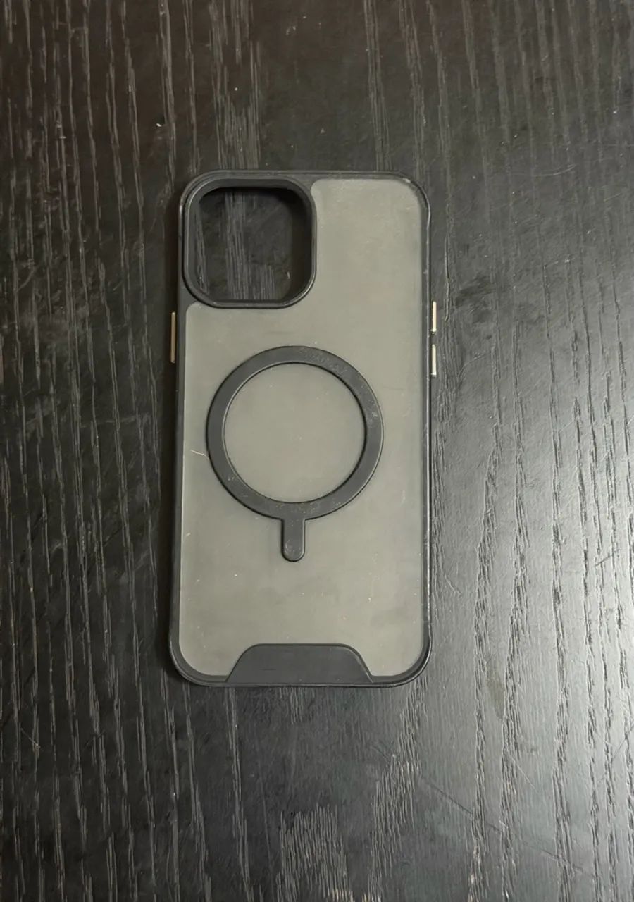 Capa iPhone 15 pro max cor preta 