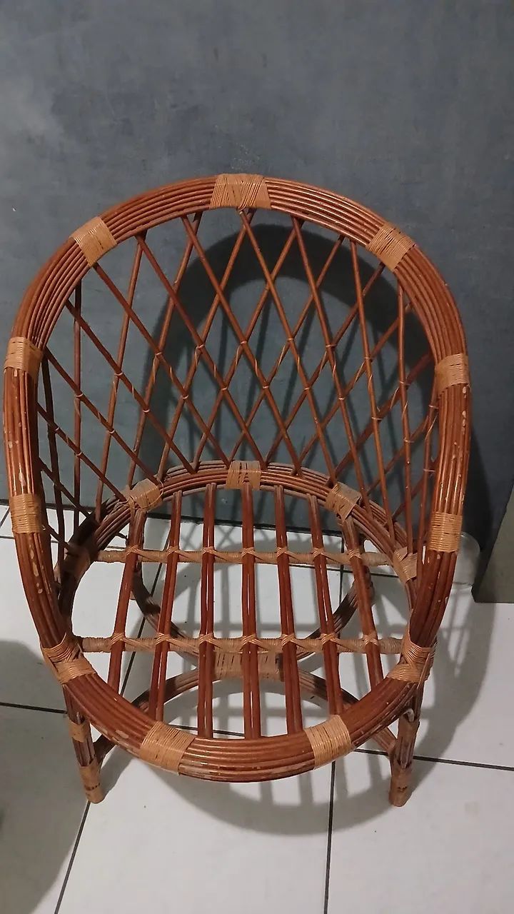  Cadeiras + mesa de centro de BAMBU - Foto 3
