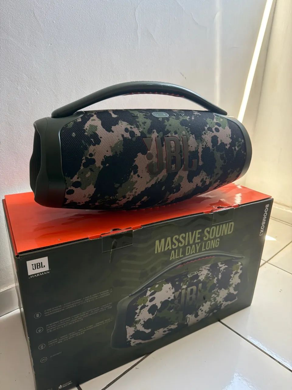 Bombox 3 