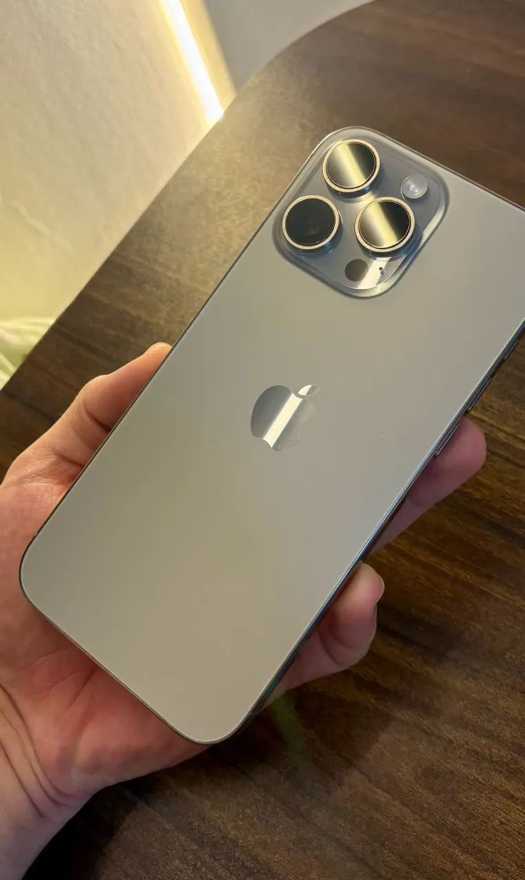 iPhone 16 Pro Max Titanium Natural  - Foto 2