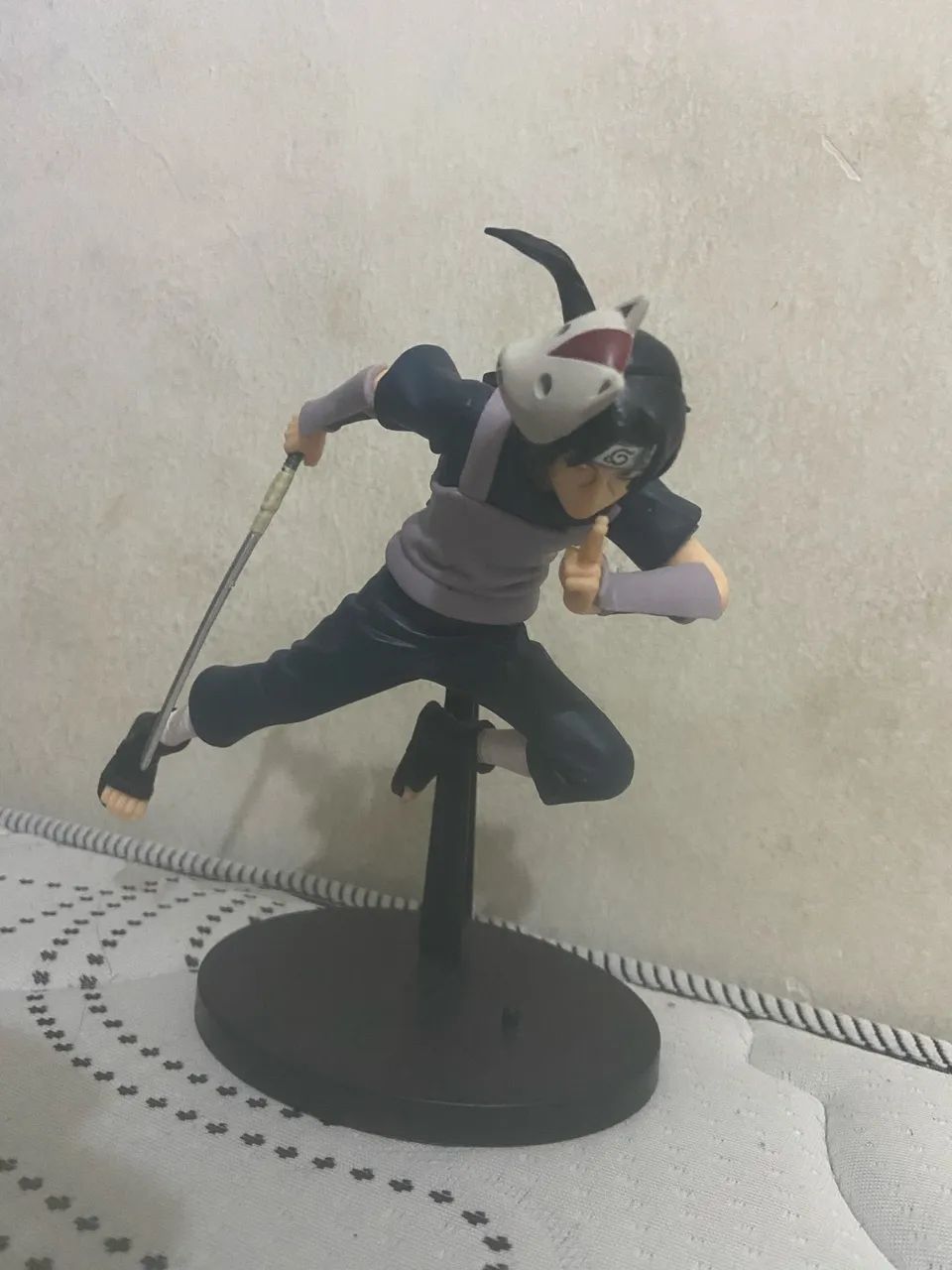 action figure itachi