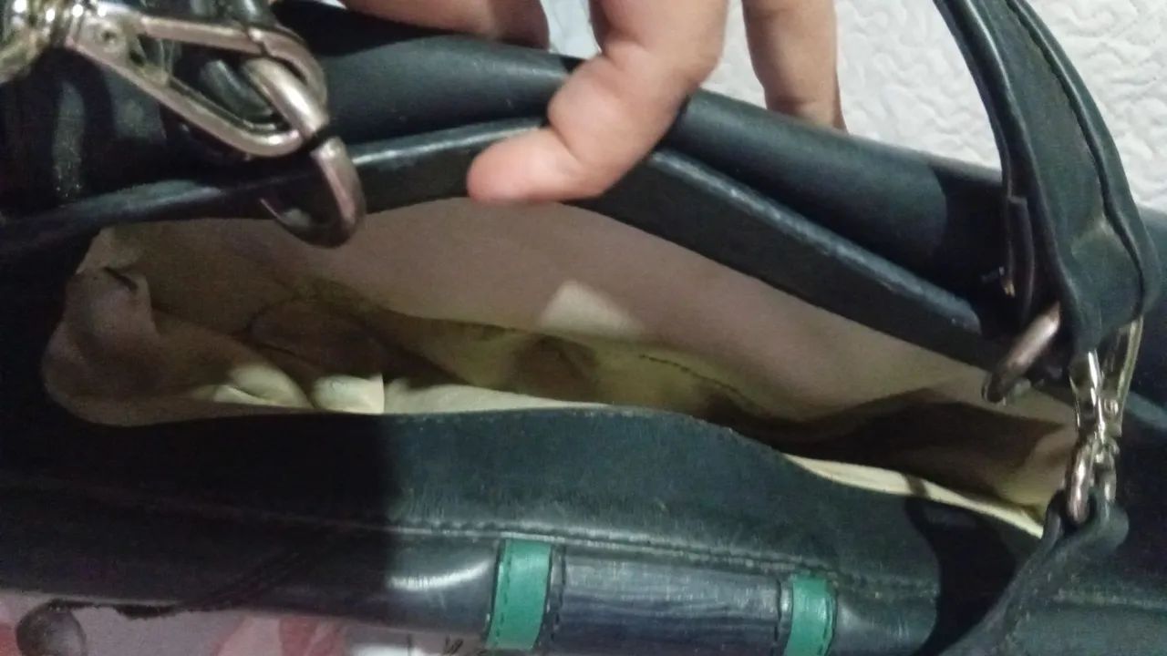 Bolsa arezzo original nova nunca usada valor 150,00 - Foto 2
