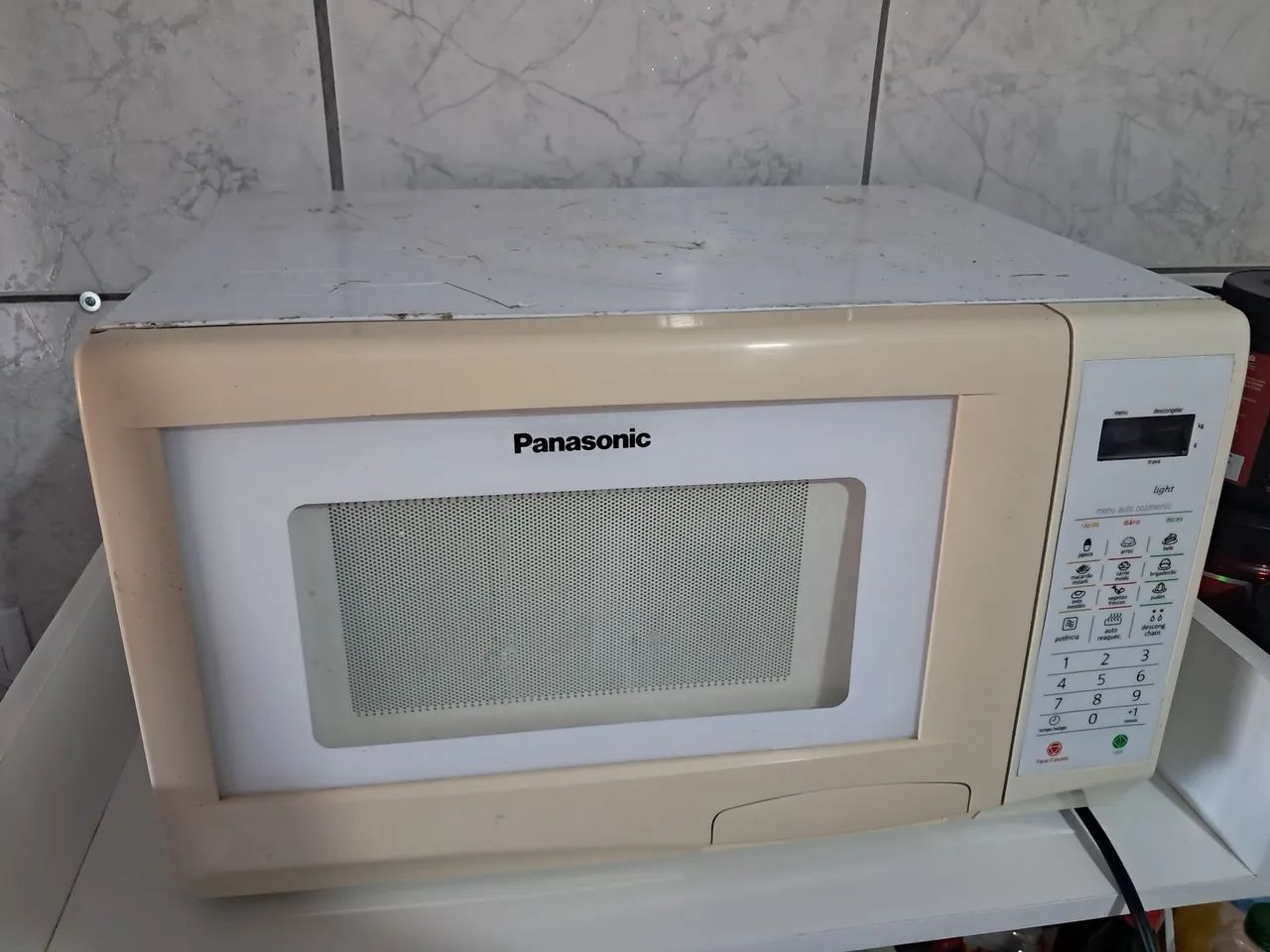 Microondas Panasonic NN Piccolo