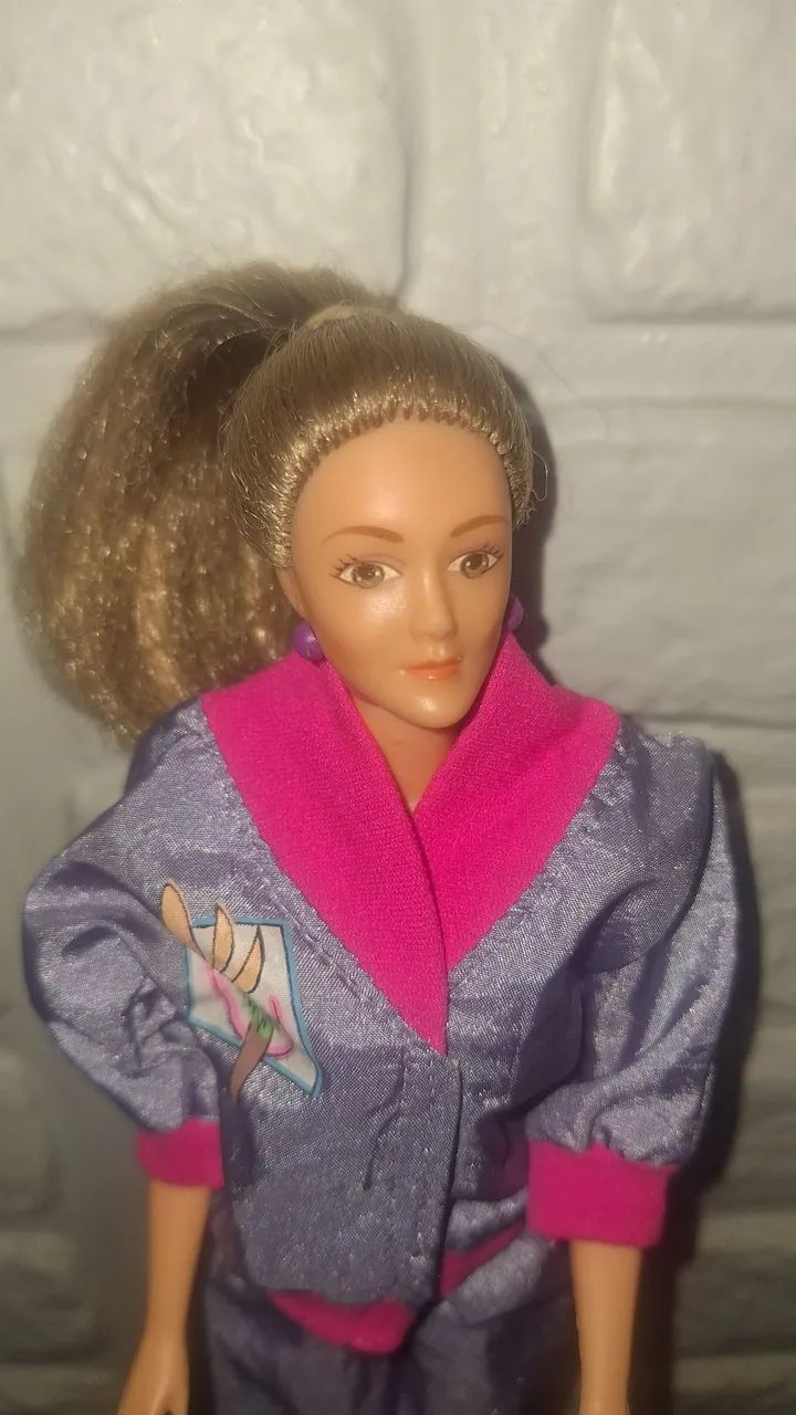 Boneca Hortênsia campeã mundial de basquete em 1994 - Foto 4