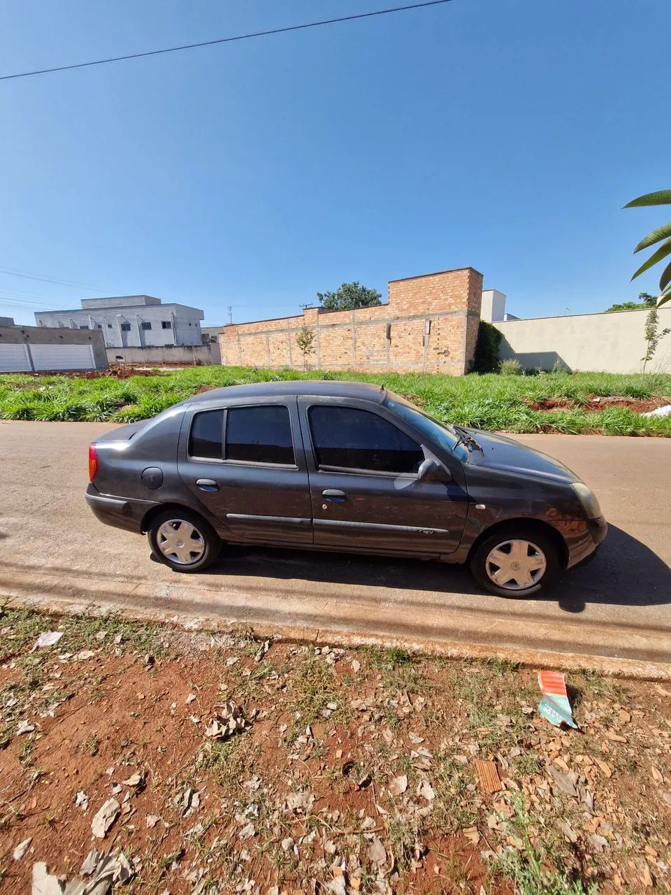 Renault Clio Clio Expression 1.0/1.0 Hi-Power 16V 3p 2004