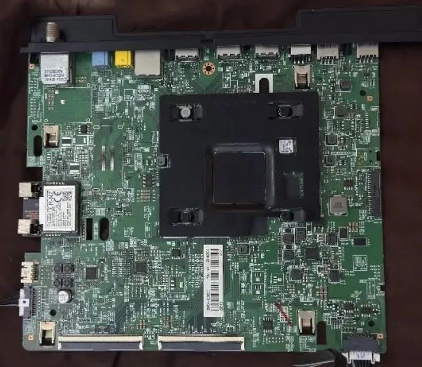 Placa mãe com cabo power, E placa de fonte smart Tv Samsung 55 pol Model UN55NU71100G - Foto 2
