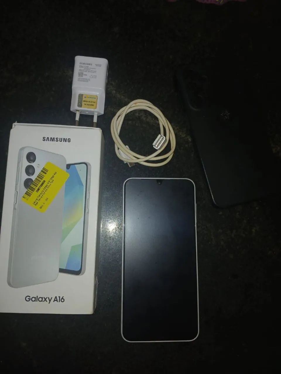 Vendo celular Samsung A16 semi novo 
