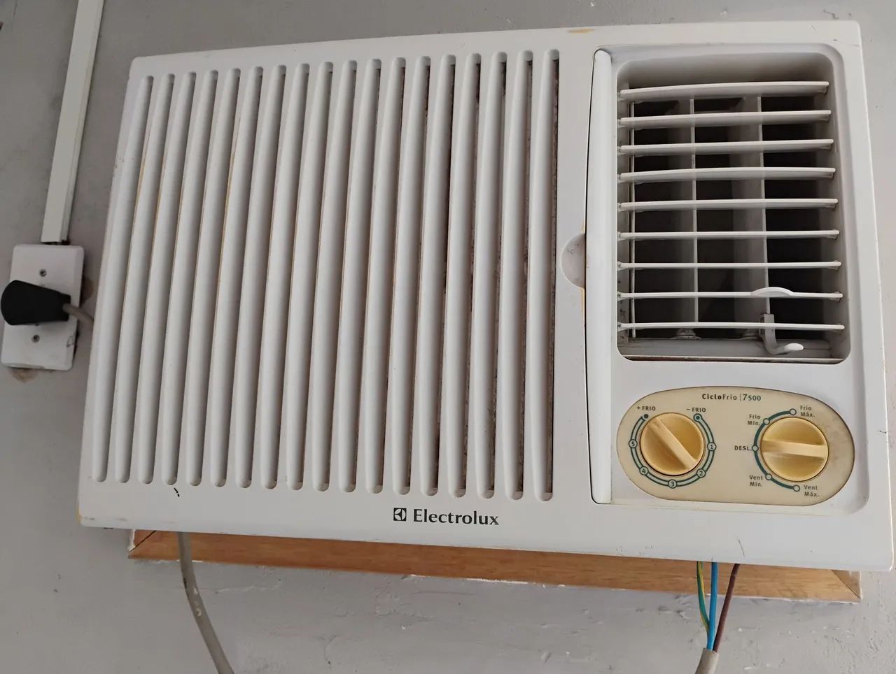 Ar condicionado Eletrolux 127v, 7500 BTUs. - Foto 2