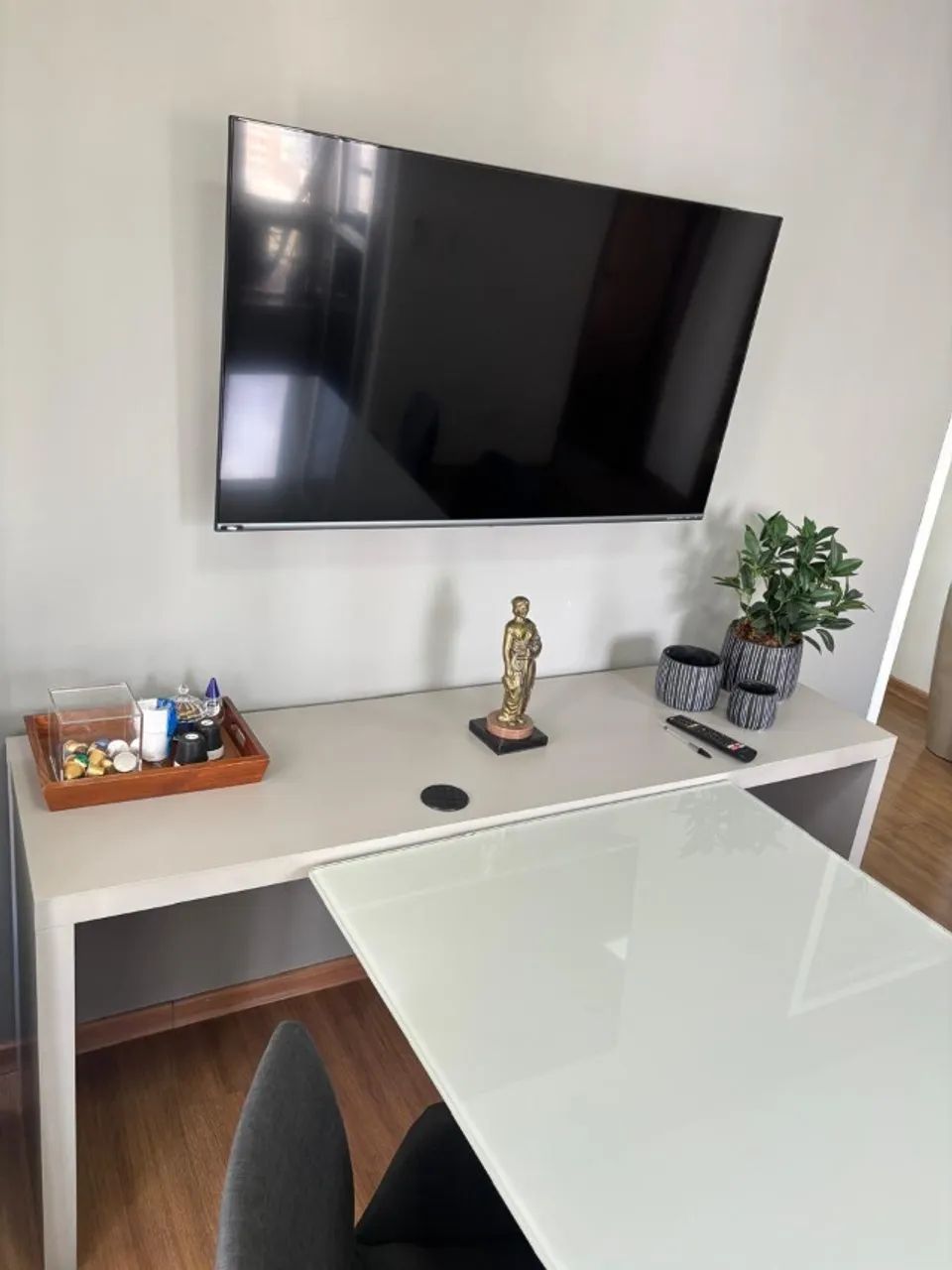 Vendo Mesa + Aparador (Líder) - Foto 2