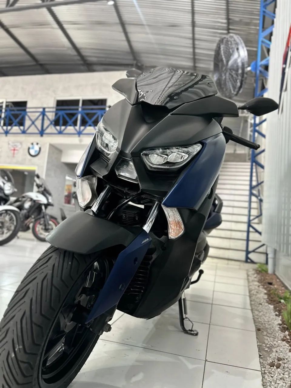 YAMAHA XMAX 250 2021 - Foto 3