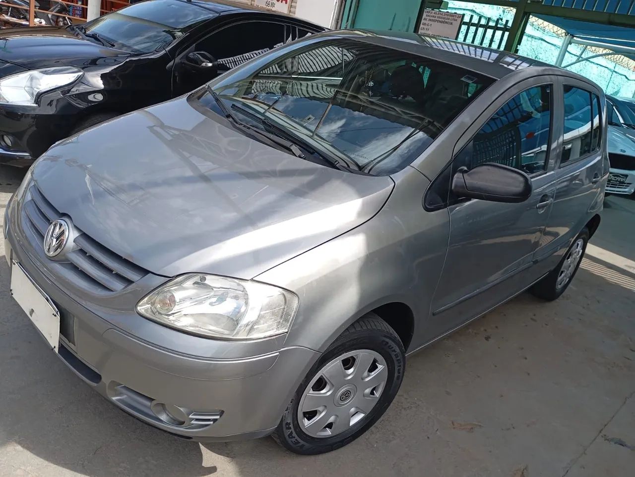 Volkswagen Fox Plus 1.6mi/ 1.6mi Total Flex 8V 4P 2005