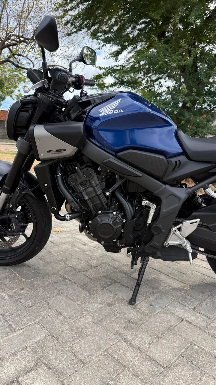 CB 650r 2026 - Foto 2