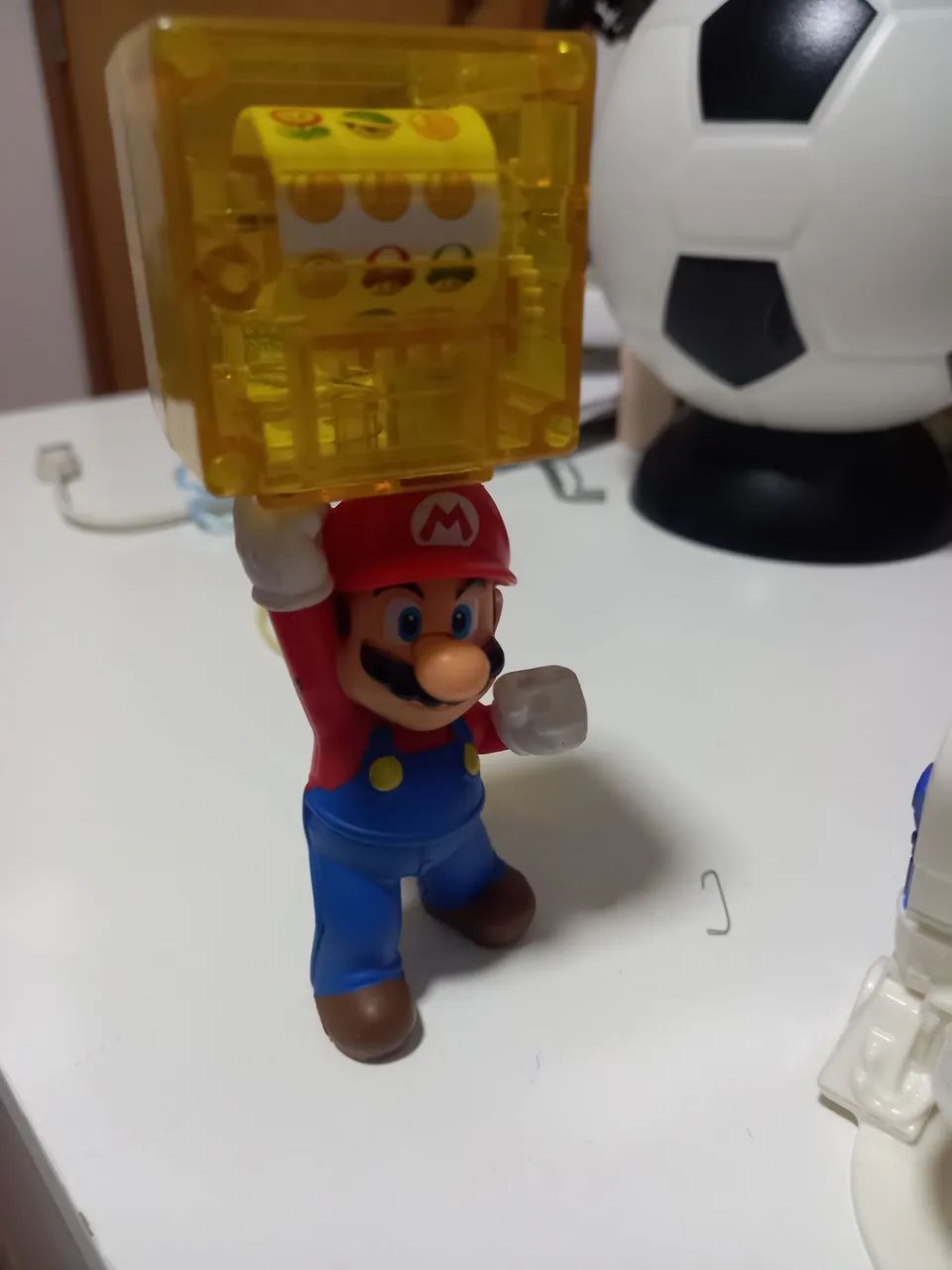 BONECO MARIO COM CUBO AMARELO MAC DONALDS 