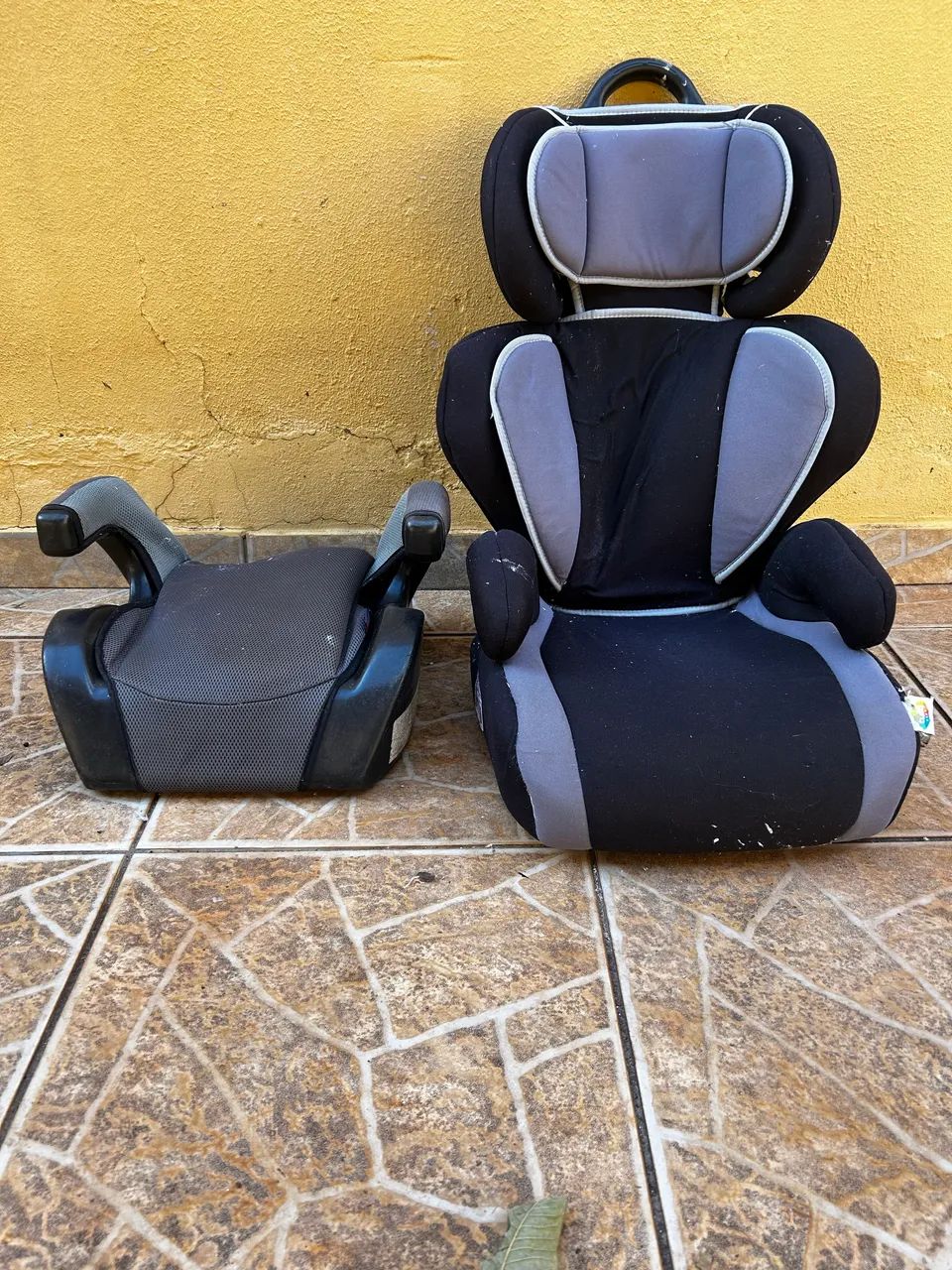 Cadeirinha para carro e assento de elevação  - Foto 2
