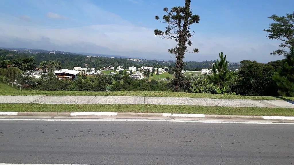 Ótimo Lote Comercial no Alphaville Granja Viana com permuta - Foto 3