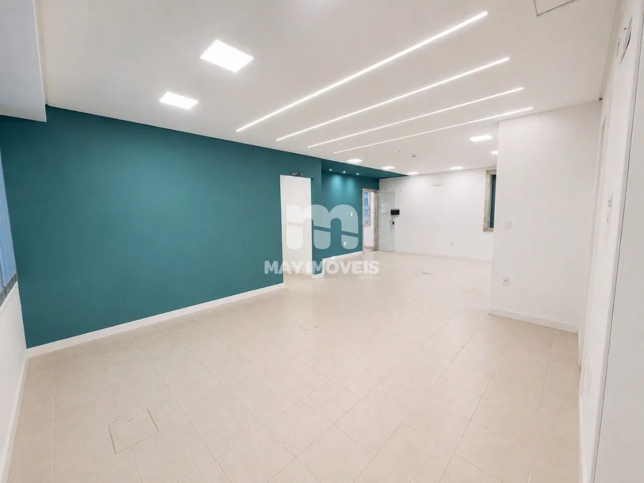 Sala comercial com 120m² no Centro de Itajaí - Foto 2
