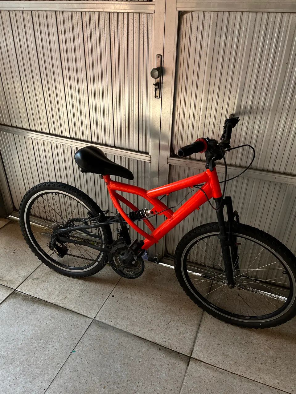 Bicicleta status aro 24