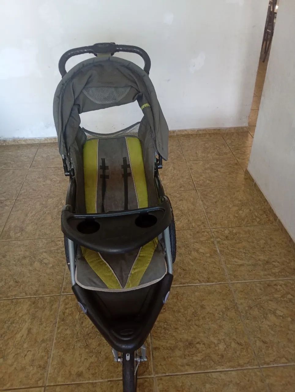 Vendo carrinho de bebê - Foto 2