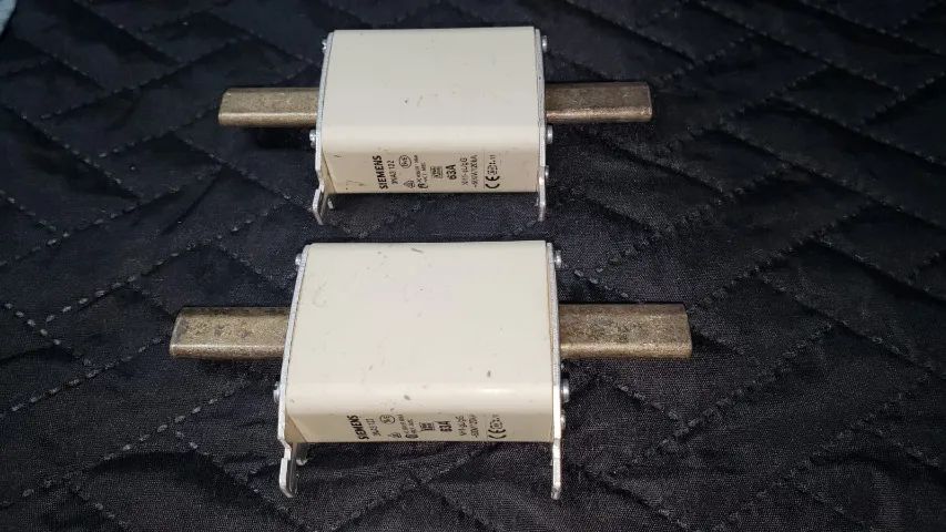 Fusível Rápido Siemens NH 63A 3NA3122 - duas unidaddes - Foto 5