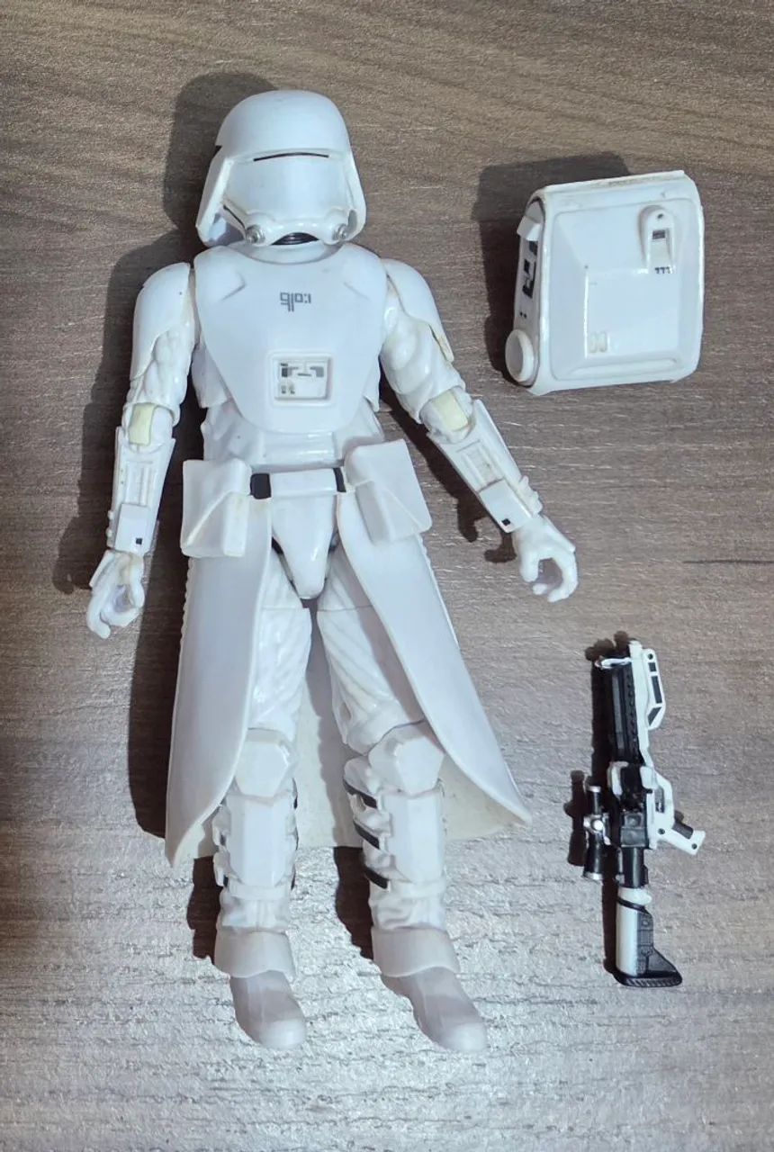 Bonecos Star Wars Black Series Flame Trooper e Snow Trooper  - Foto 3