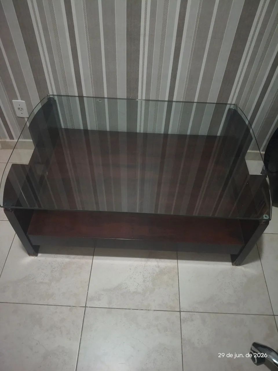 Mesa de centro e apoio de madeira maciça  - Foto 2