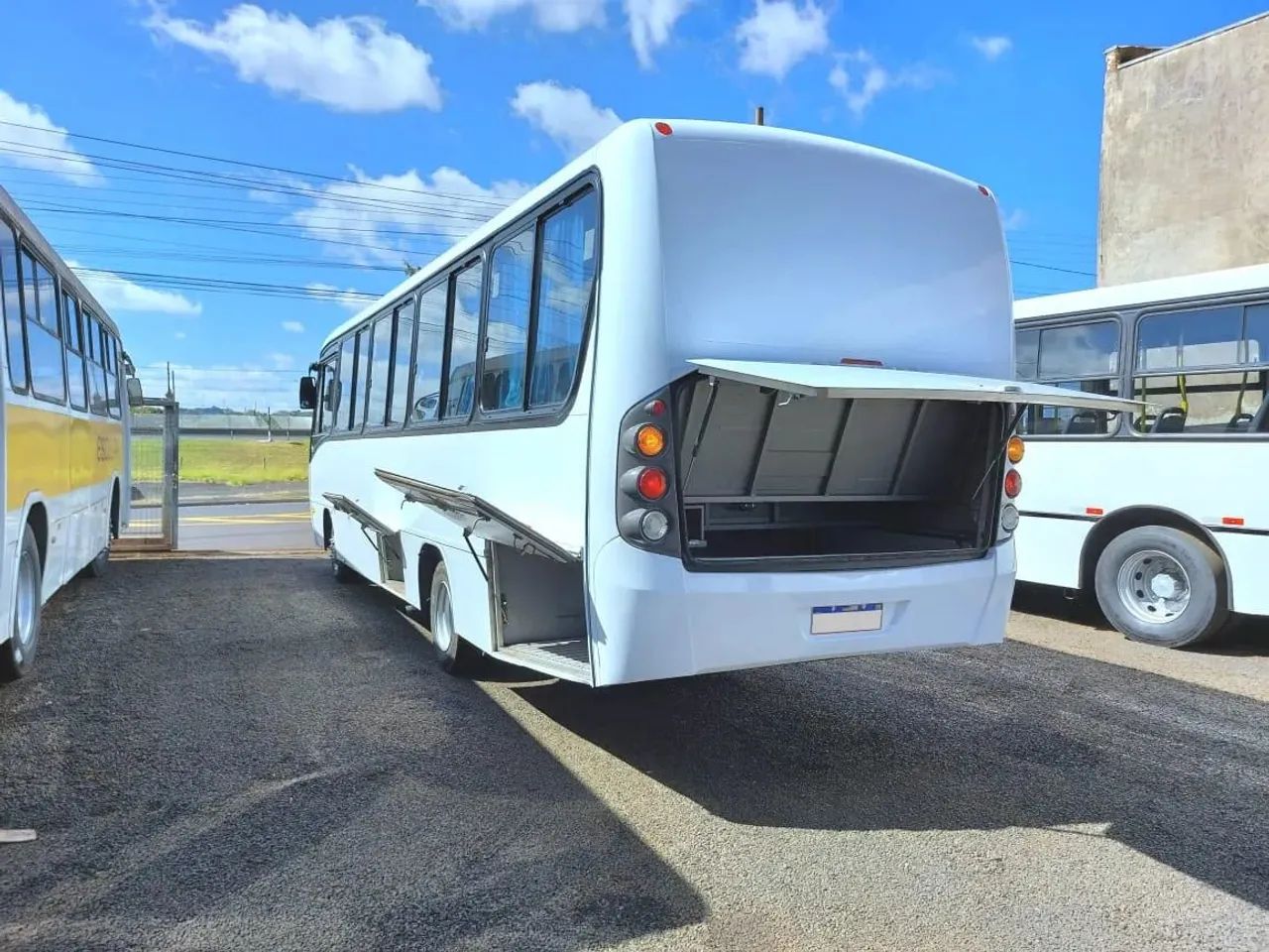 Microônibus 2008 - Foto 5