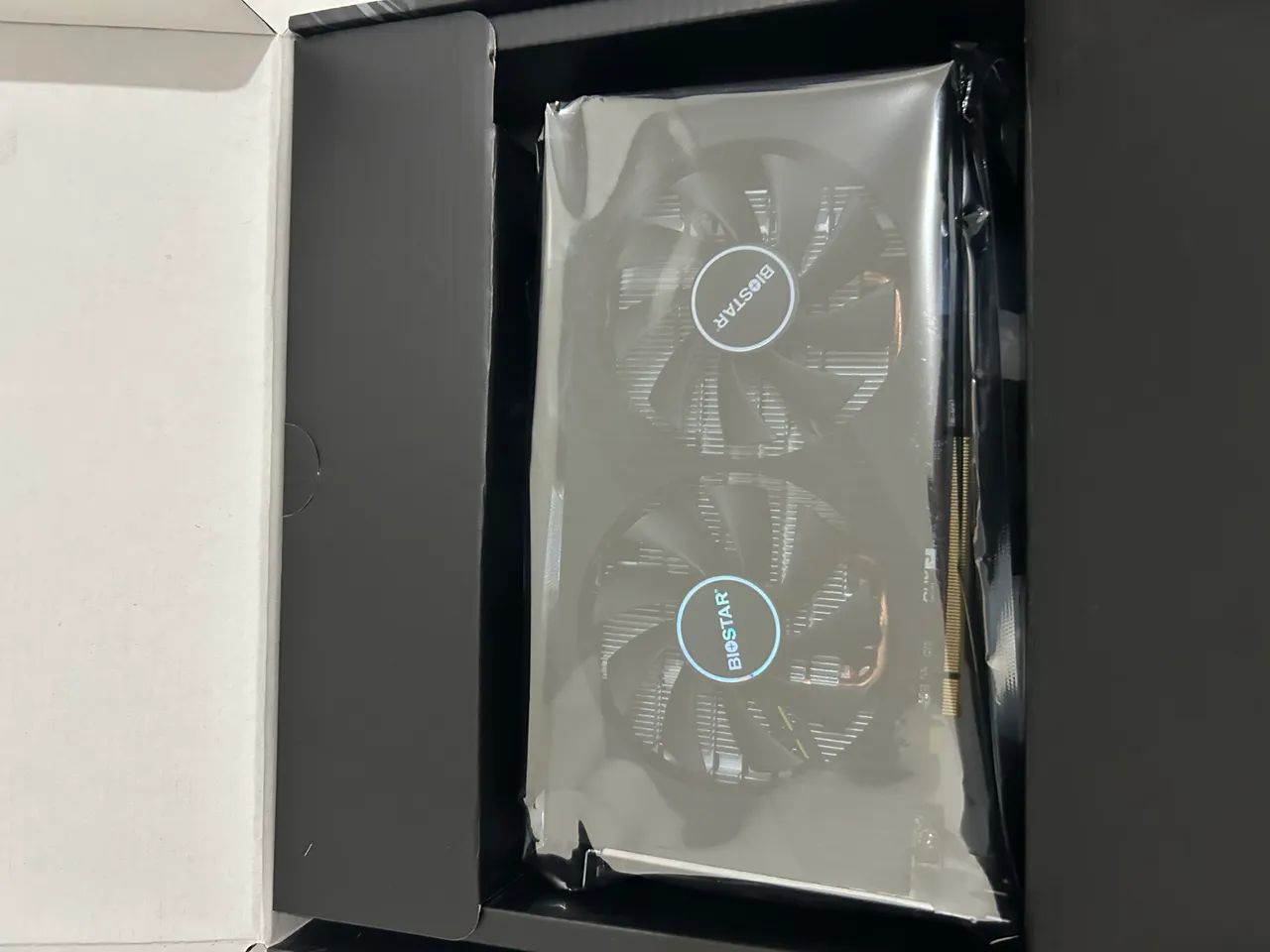 VENDO PLACA DE VIDEO RX6600 - Foto 2
