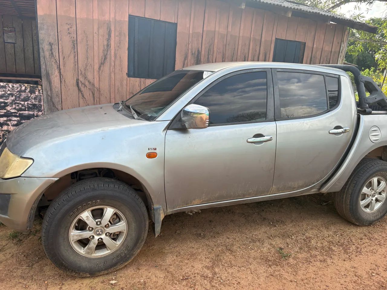 Mitsubishi L200 2013