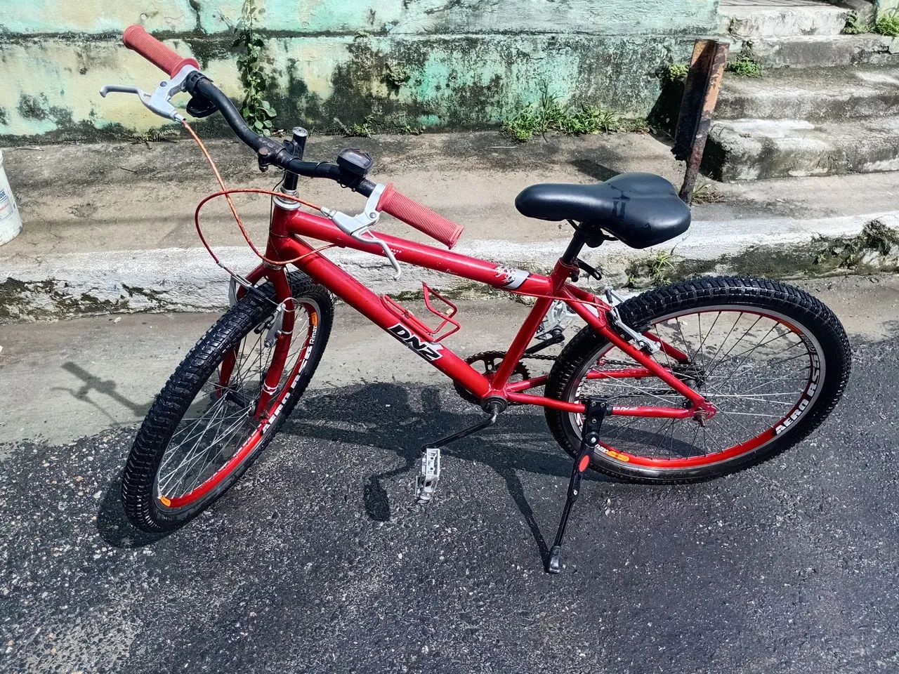 Bicicleta vermelha aro 24 - Foto 4