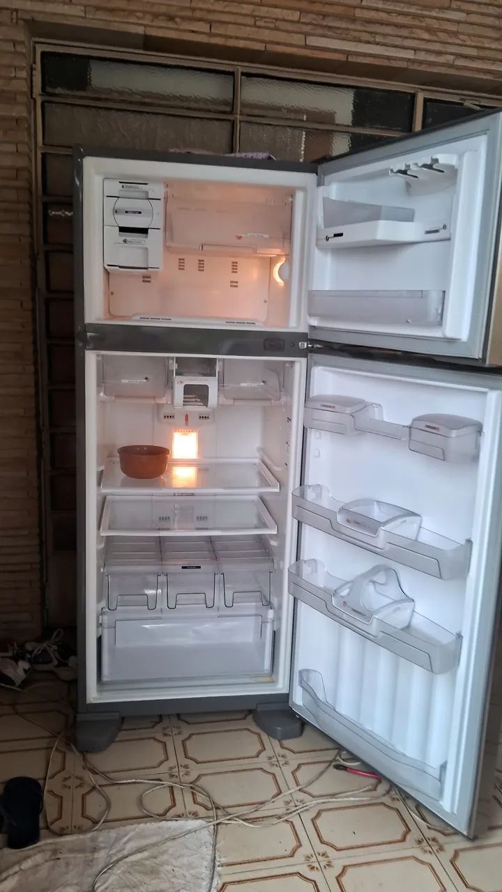 Vendo geladeira brastemp  - Foto 3
