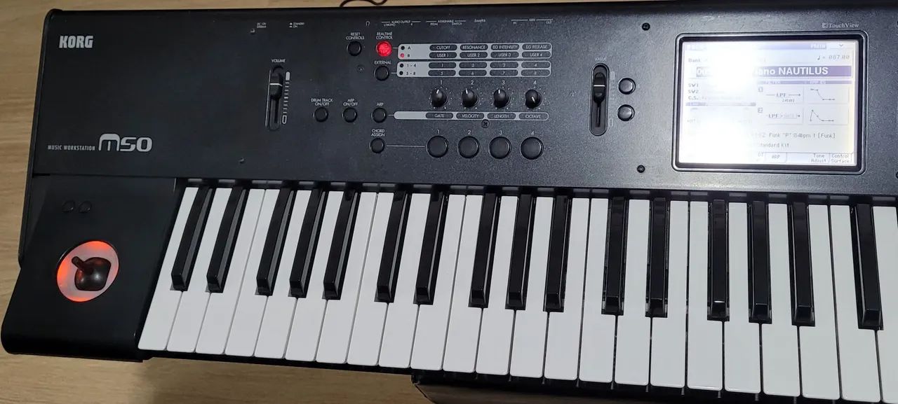 teclado korg m50