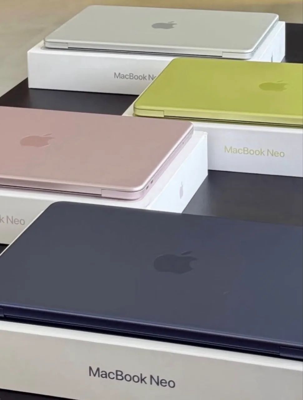 Apple MacBook Neo 256/8 - Lacrado Novo - Notebooks - Centro