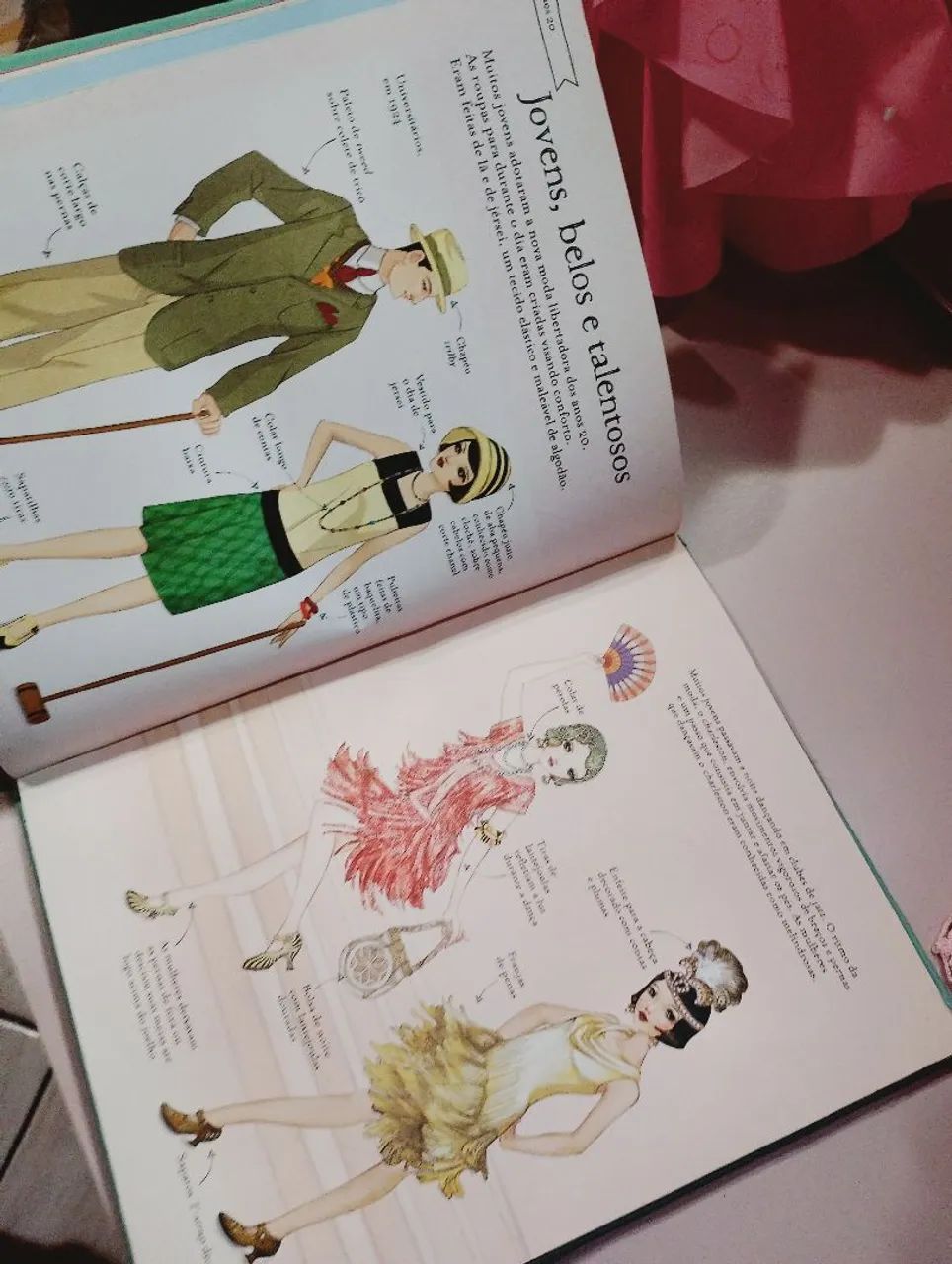 A História Da Moda Edições Usborne - Foto 4