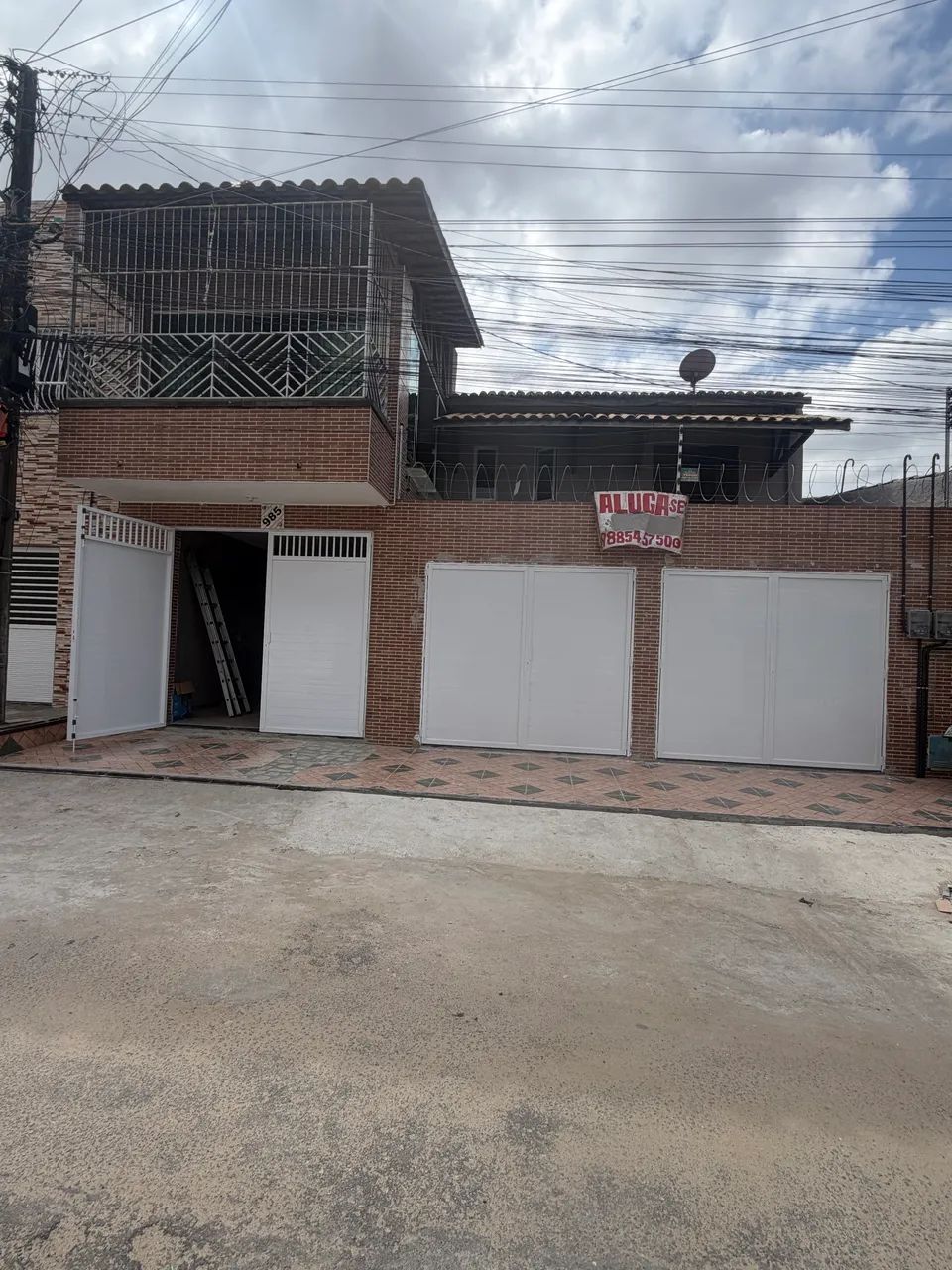Aluga-se casa com garagem , $ 1.000 reais  2 quartos ,sala em L ,cozinha  - Foto 4