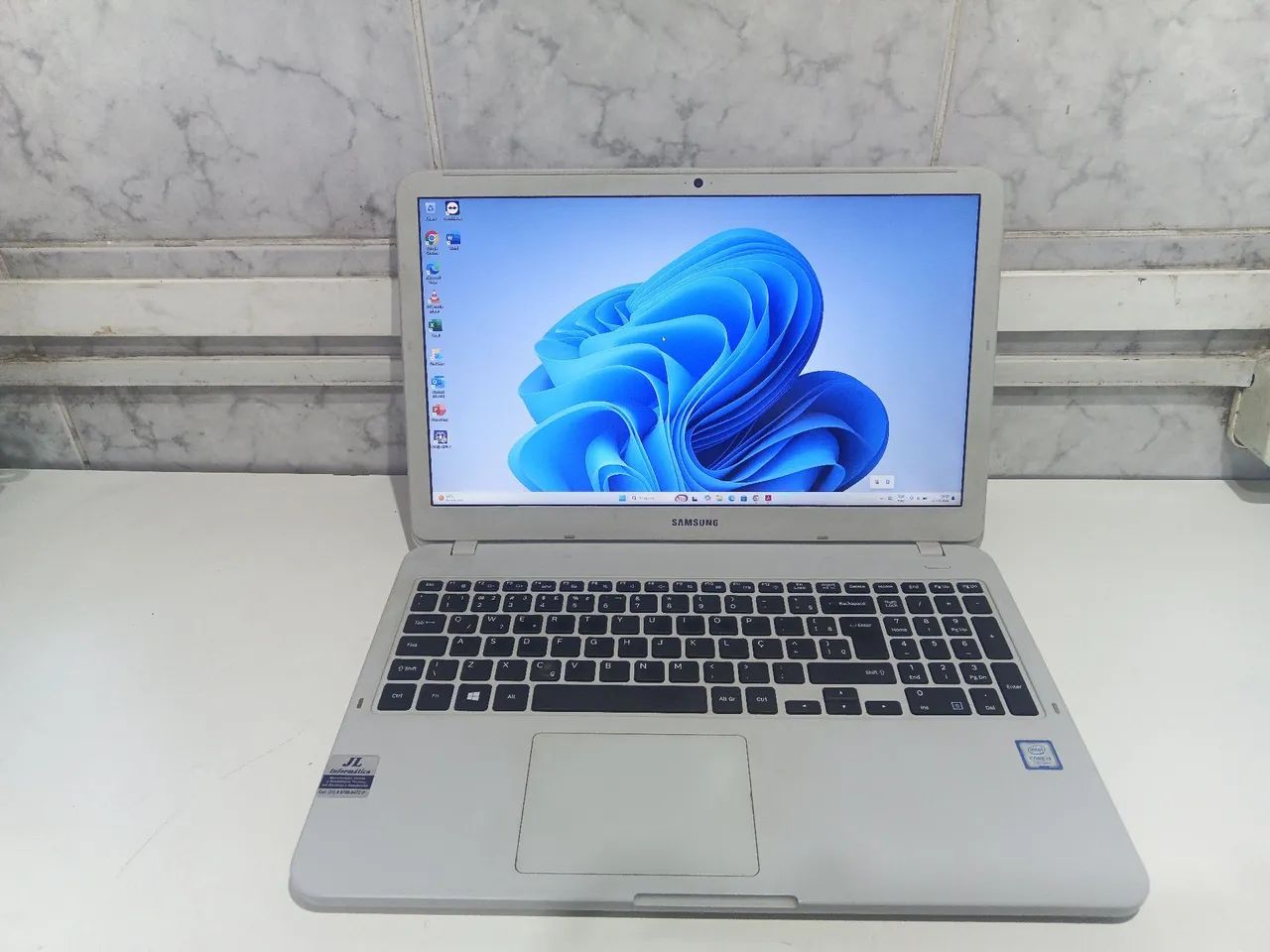 Notebook i3-7020 - Foto 2