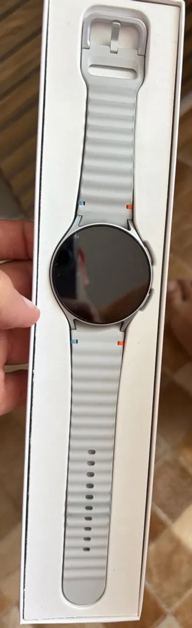 Galaxy watch 7 + 3 pulseiras extras - Foto 2