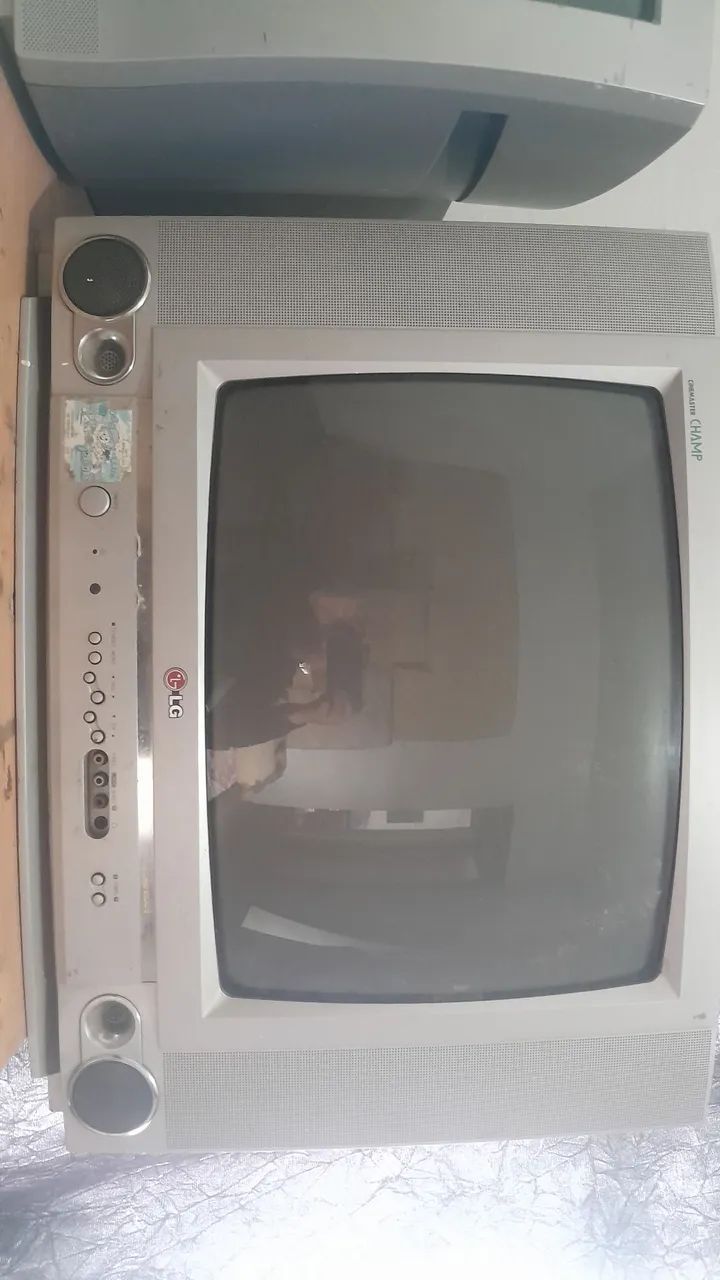Vendo 4 tvs funcionando perfeitamente  - Foto 2