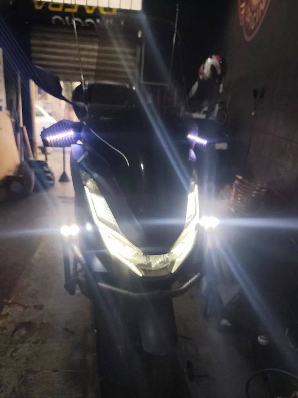 PCX DLX azul equipada - Foto 2