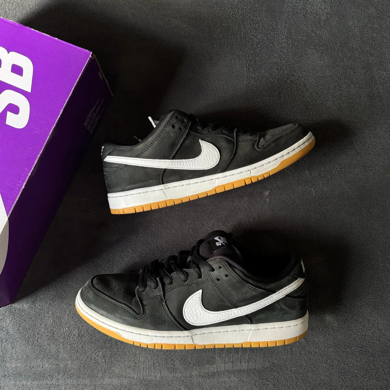 Dunk Low SB ISO Black Gum  - Foto 2