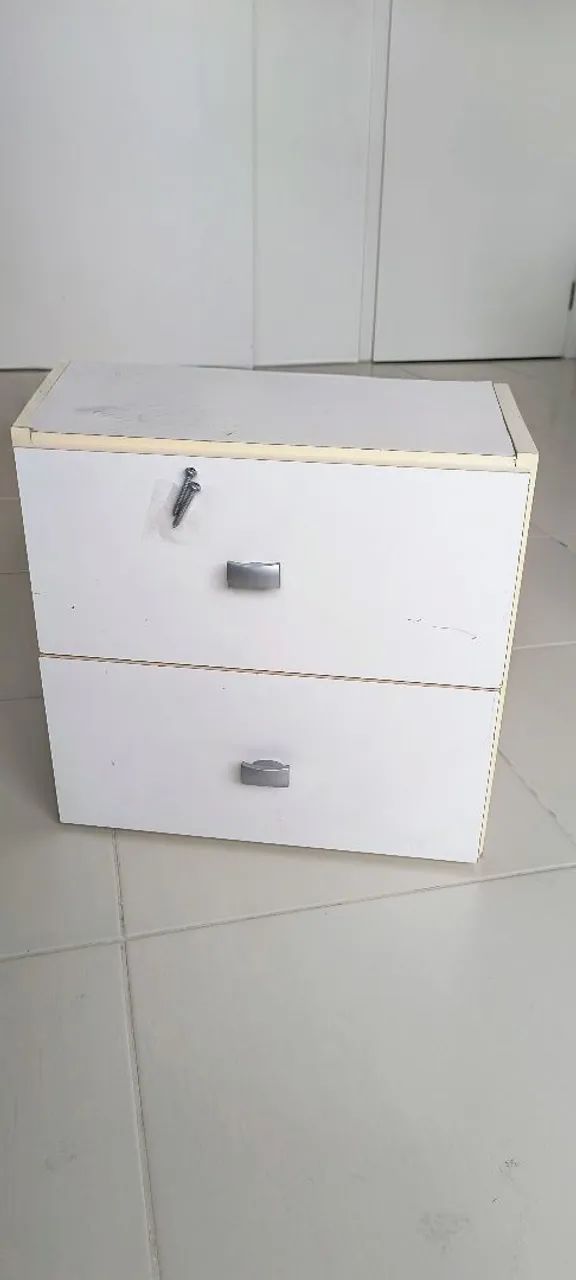 Mesa de cabeceira MDF