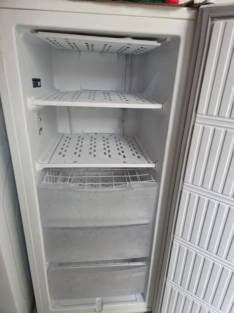 Freezer vertical Electrolux - Foto 2