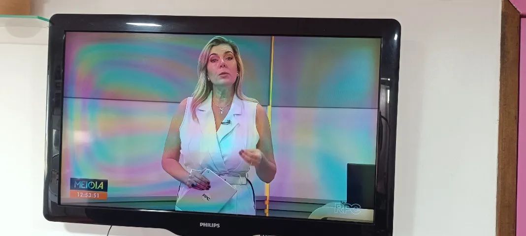 Tv Philips 40" polegadas 