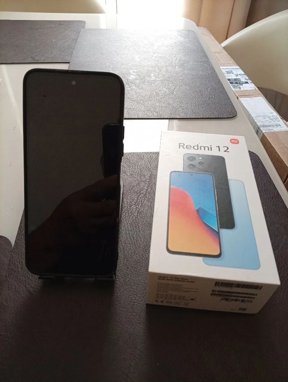 Celular Redimi 12 semi-novo 