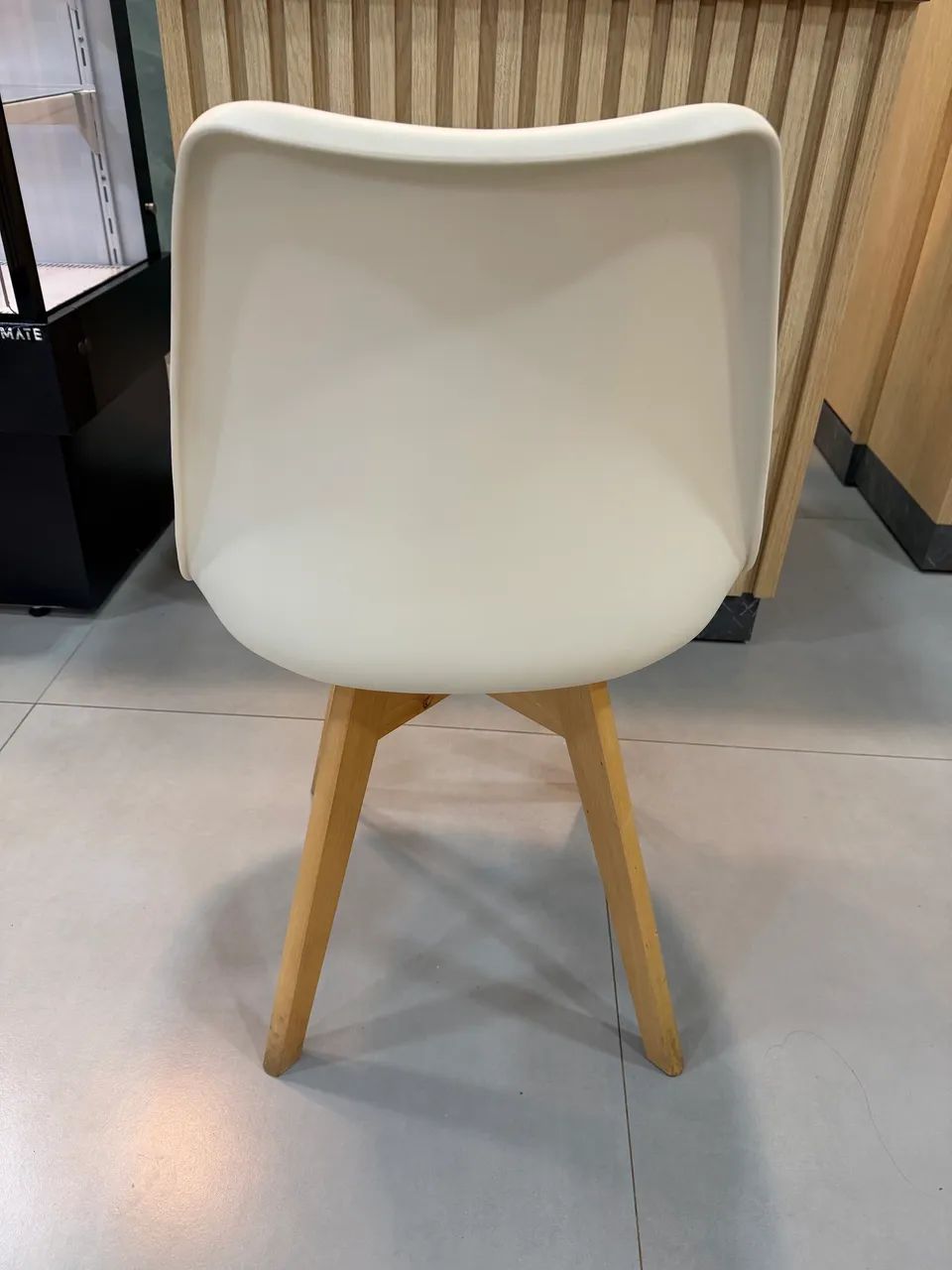 CADEIRAS ESTILO EAMES ESTOFADAS - 16 UNIDADES - Foto 3