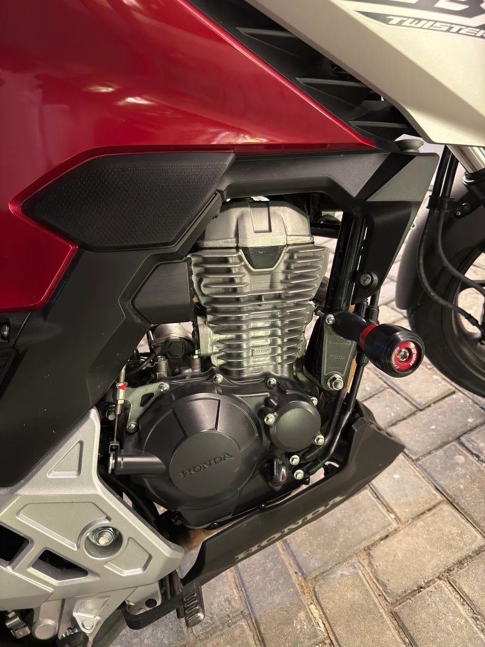 TWISTTER | CB300f - Foto 2