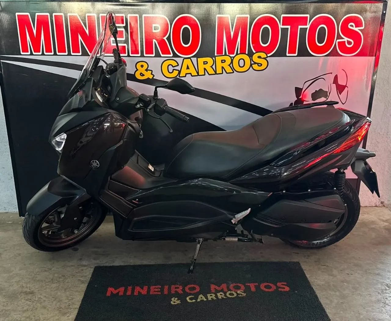 XMAX 250 ABS - Foto 4