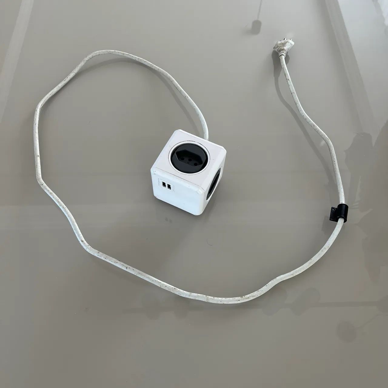 Filtro de linha com fusível modelo Cubo - Foto 2