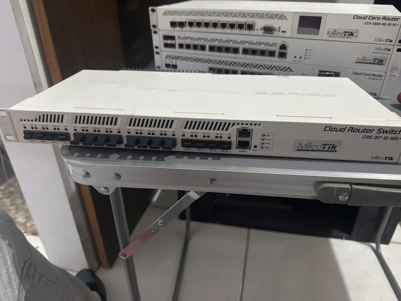 MikroTik CRS 317-1G-16S+RM - Foto 2