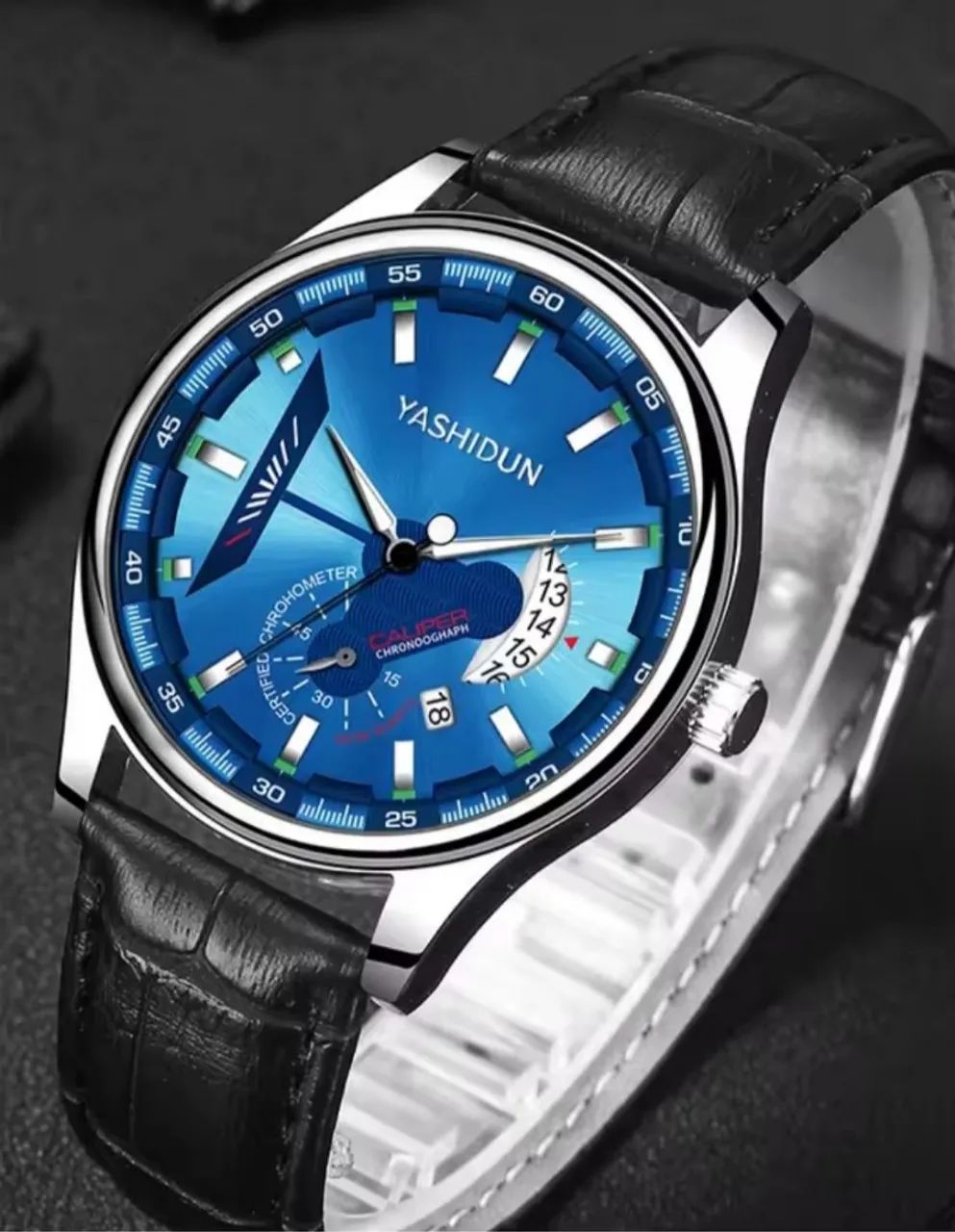 Relógio de Pulso Muito Bonito Elegante Casual Caixa Azul Com Pulseira de Couro Lindão